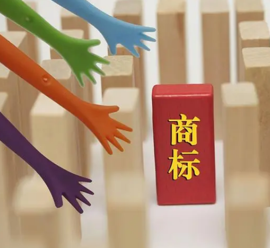 什么样的人可以撤销驰名商标